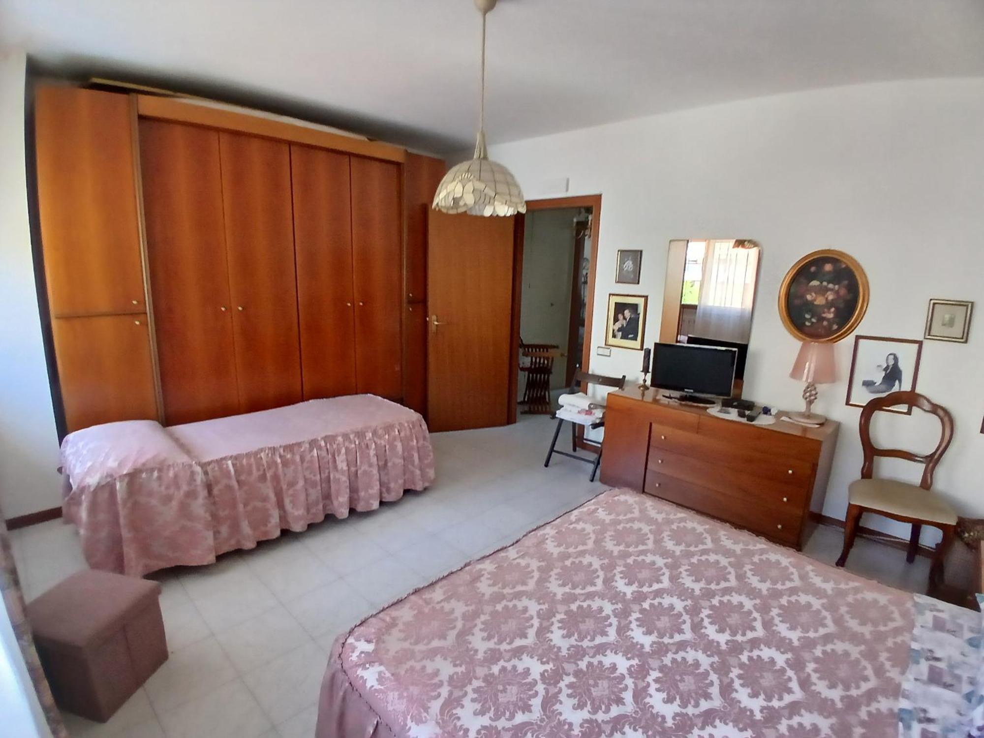 Il Melograno B&B With Private Bathrooms Aulla Exterior photo